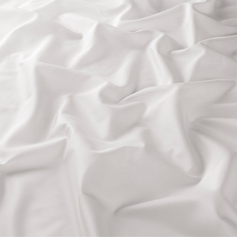 Balsam – transparente weichfließende Voile-Gardine nach Maß mit seidigem Schimmer
