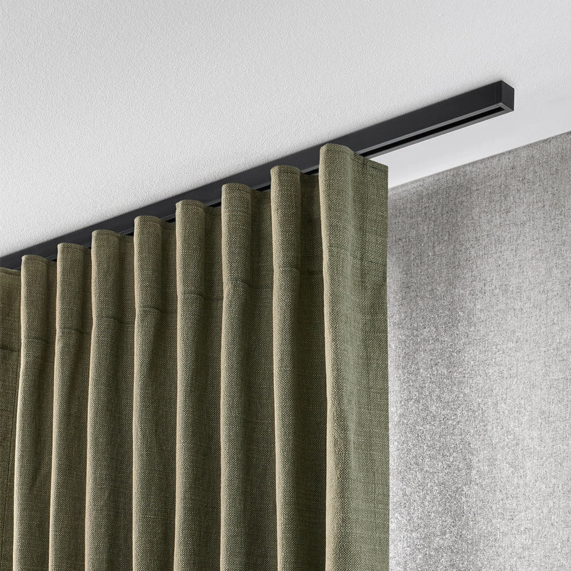 Interstil Zero.2 – moderne 1-läufige Gardinenschiene quadratisch 20mm zur Deckenmontage