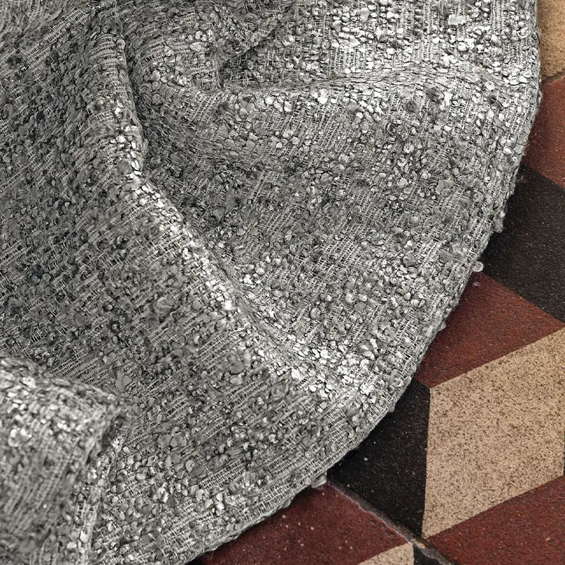 One of a Kind – edler Bouclé Jacquard Vorhang nach Maß Metallic Silber Glanz mit raffiniertem Design