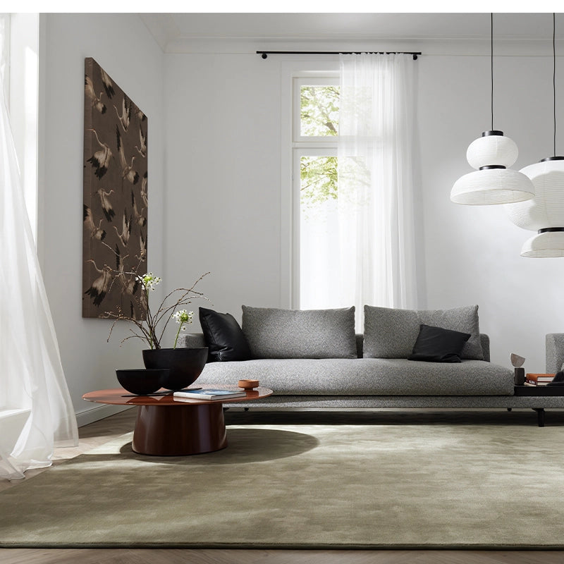 Powder – eleganter Teppich nach Maß mit pudrigen Farben und natürlichem Schimmer