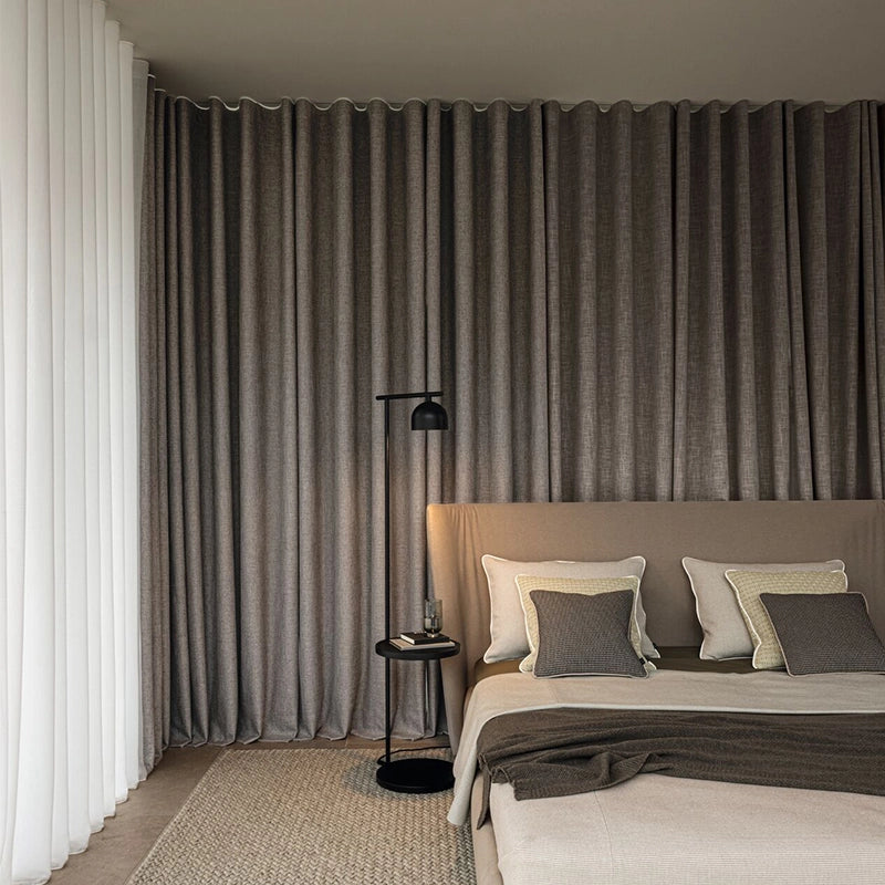 Midnight – hochwertiger Blackout-Vorhang nach Maß im natürlichen Hotel-Look