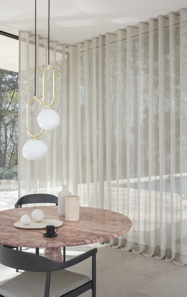 Hochwertiges Outdoor Vorhang Set Open Air halbtransparent elegant grau und beige Balkon nach Maß