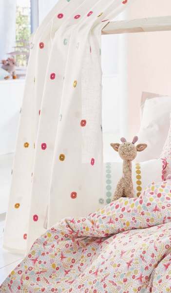 Hochwertiger Vorhang Joyeux Kinderzimmer Farbe weiß mit aufgestickten bunten Punkten nach Maß